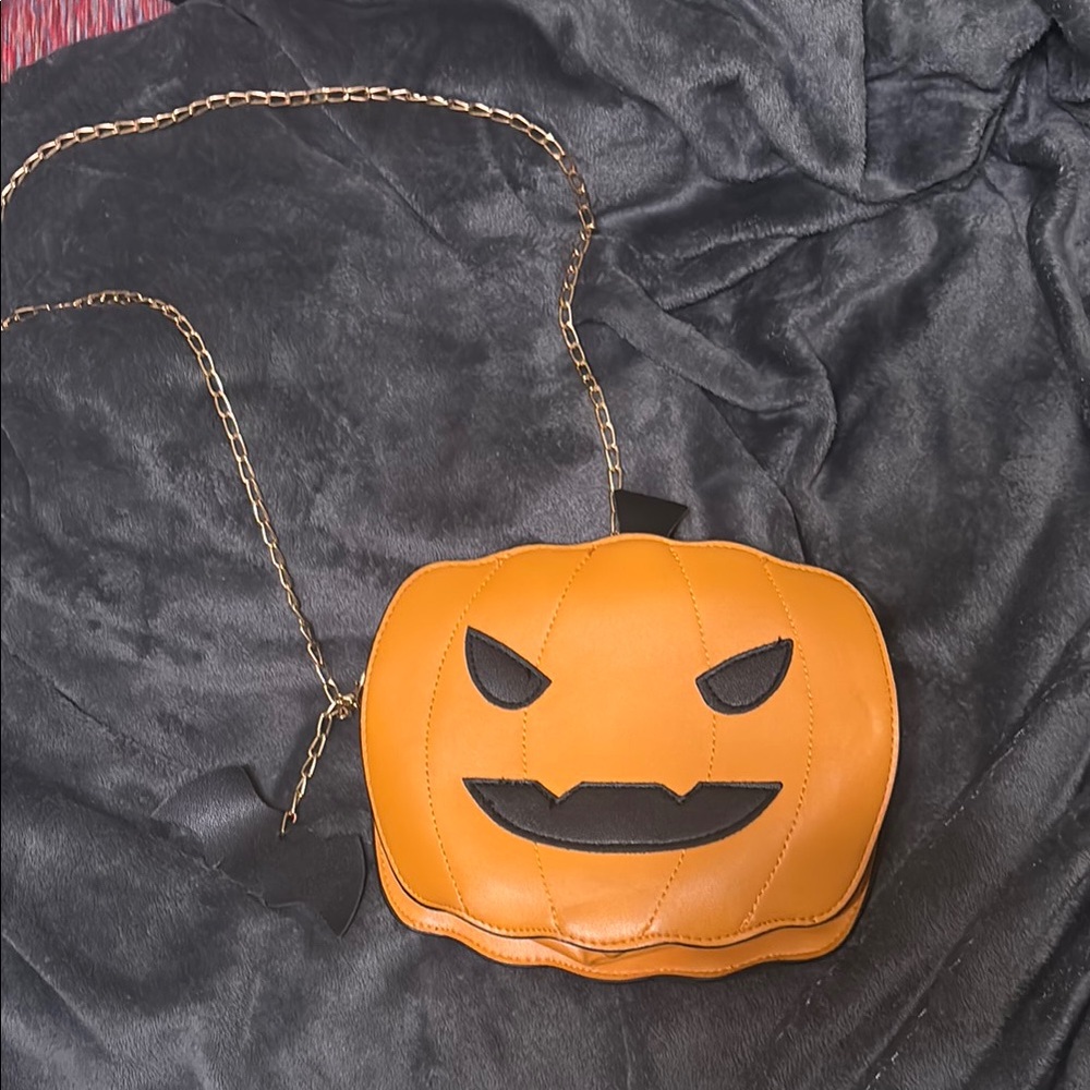 Orange Crossbody Bag with Jack-o'-lantern Design